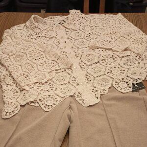 CATO Size 1X Cream Crochet Cardigan (EUC)